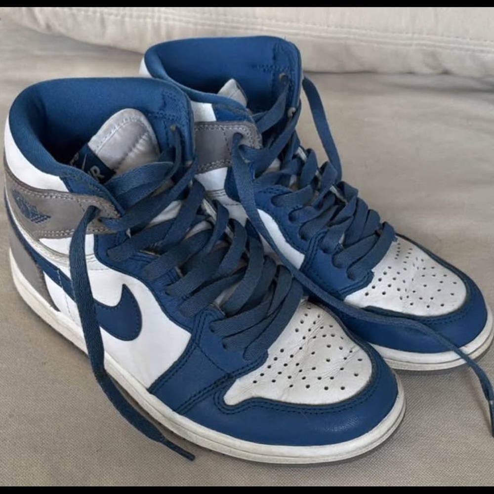 2023 Air Jordan 1 Retro High OG 'True Blue'